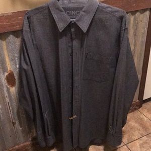 Men’s Cinch Dress Shirt